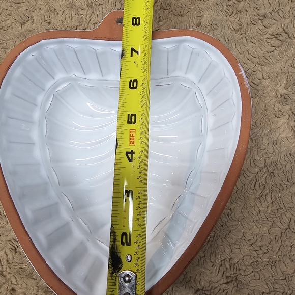 Vintage French Ceramic Heart Pudding Baking Dish - Picture 5 of 6